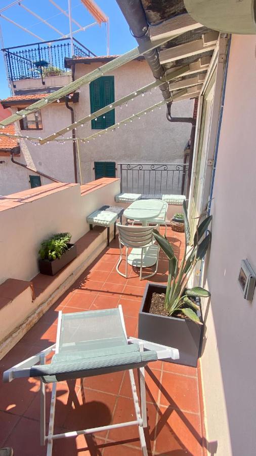 Villa I Tetti Di Via Corradi San Remo Exterior foto
